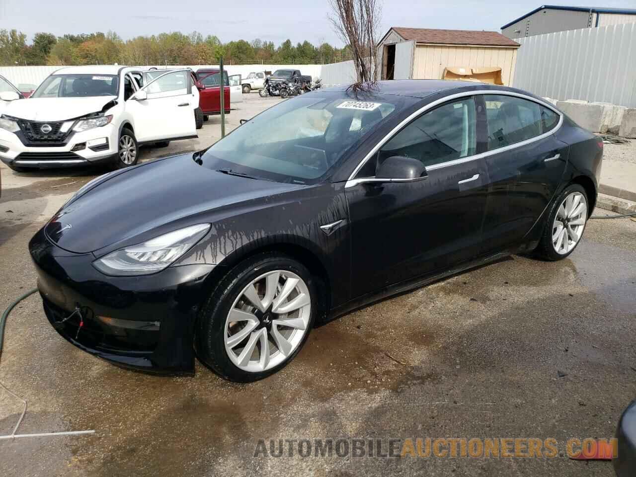 5YJ3E1EB0JF184583 TESLA MODEL 3 2018