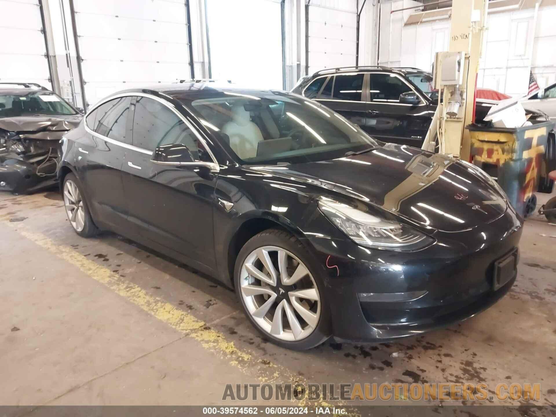 5YJ3E1EB0JF188486 TESLA MODEL 3 2018