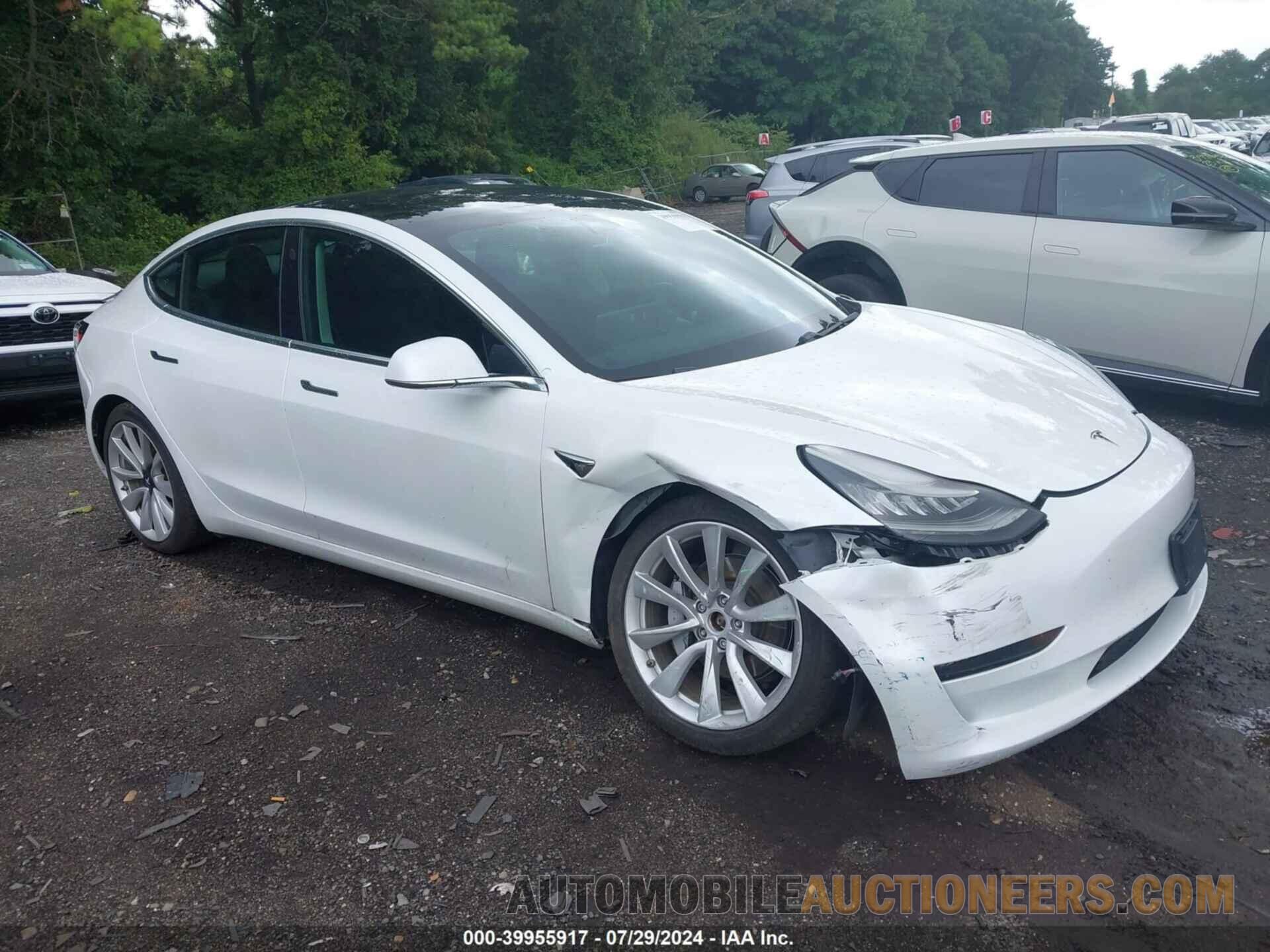 5YJ3E1EB0KF194385 TESLA MODEL 3 2019