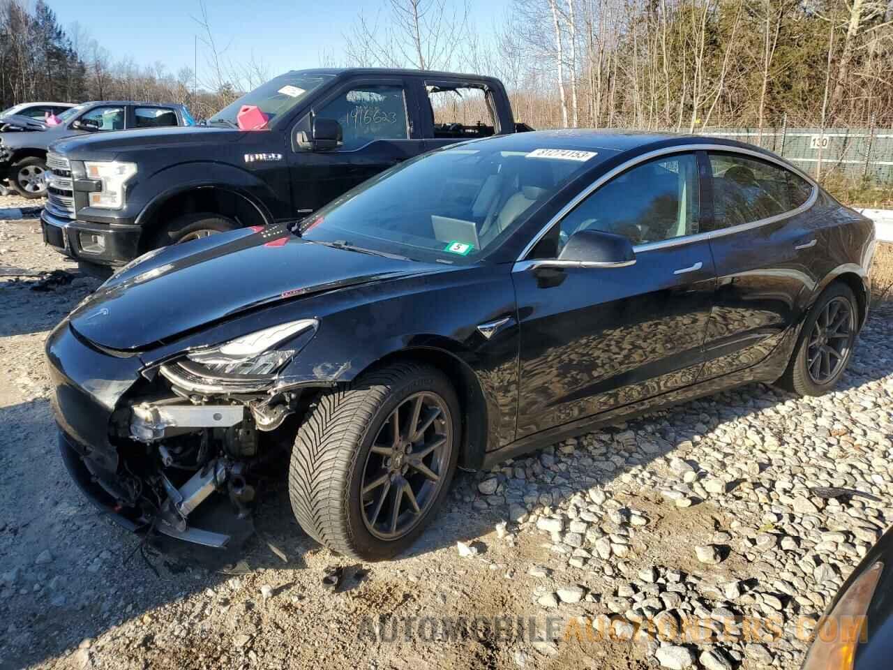 5YJ3E1EB0KF208897 TESLA MODEL 3 2019