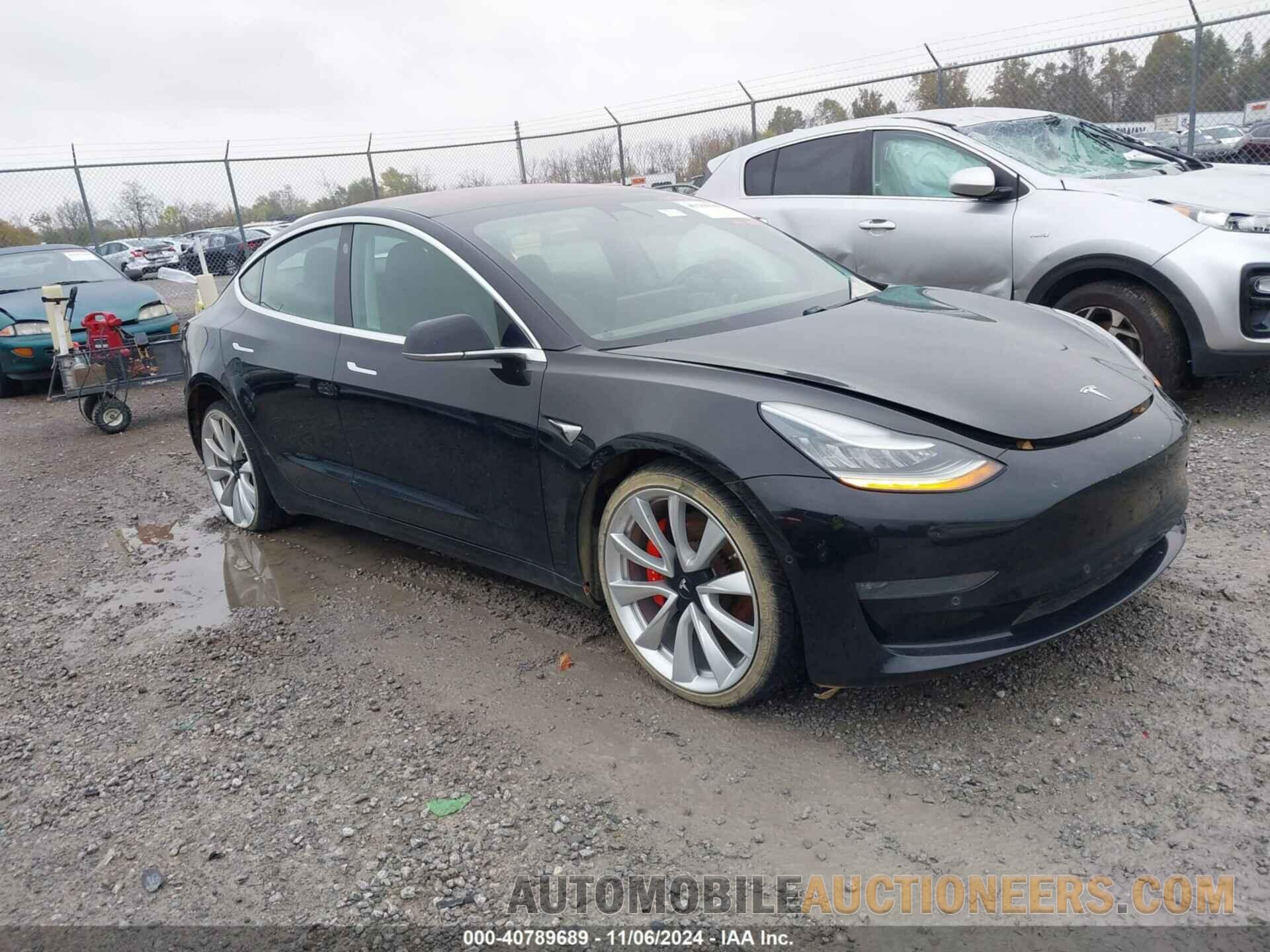 5YJ3E1EB0KF236621 TESLA MODEL 3 2019