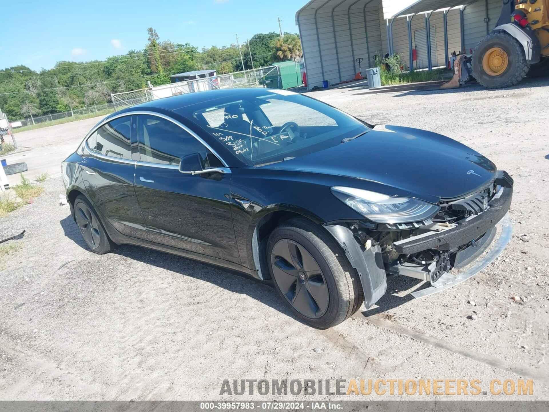 5YJ3E1EB0KF385210 TESLA MODEL 3 2019