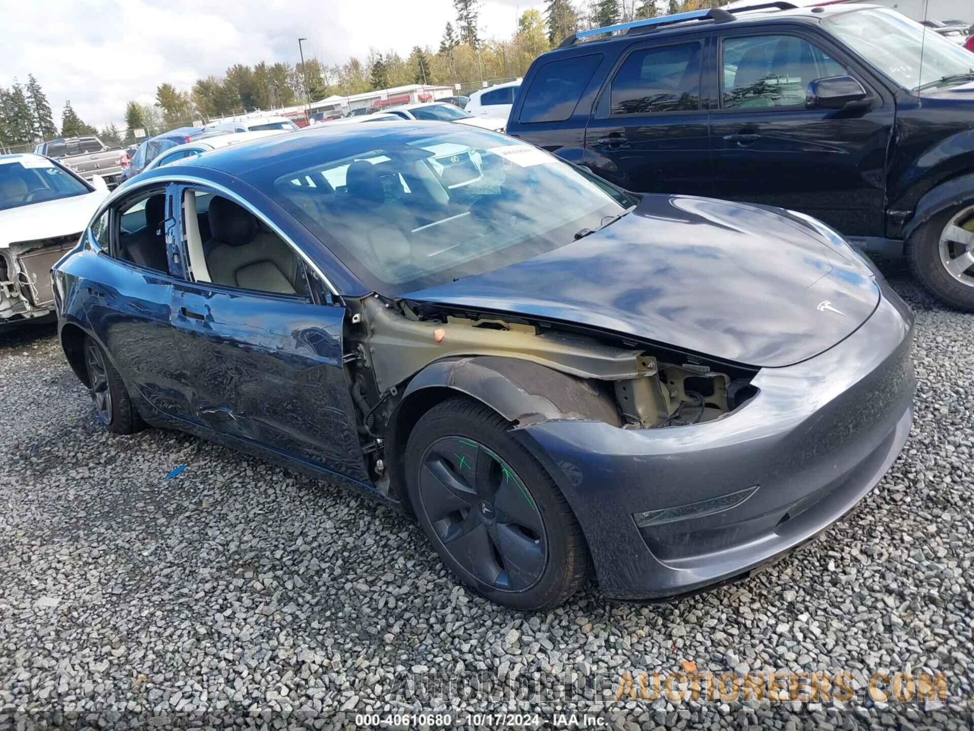 5YJ3E1EB0KF386437 TESLA MODEL 3 2019