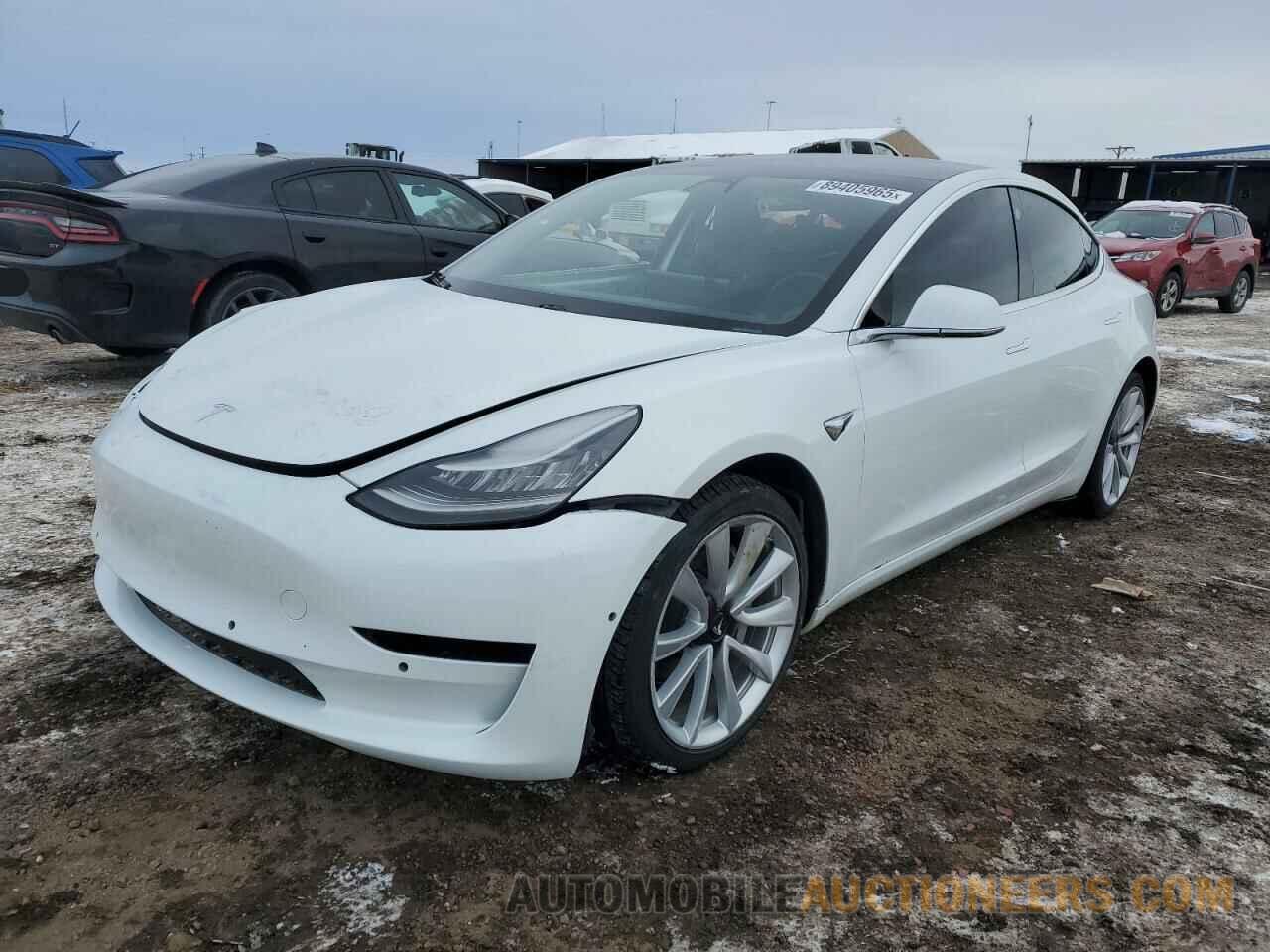 5YJ3E1EB0KF390195 TESLA MODEL 3 2019