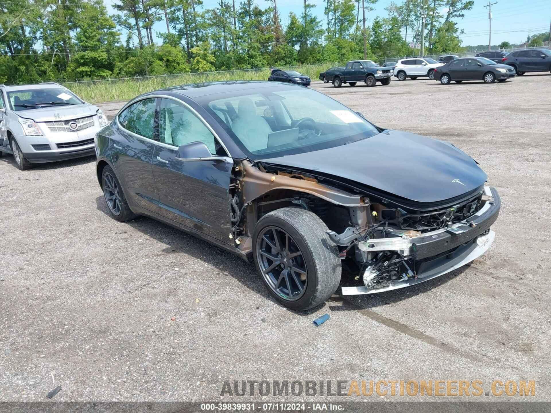 5YJ3E1EB0KF421350 TESLA MODEL 3 2019