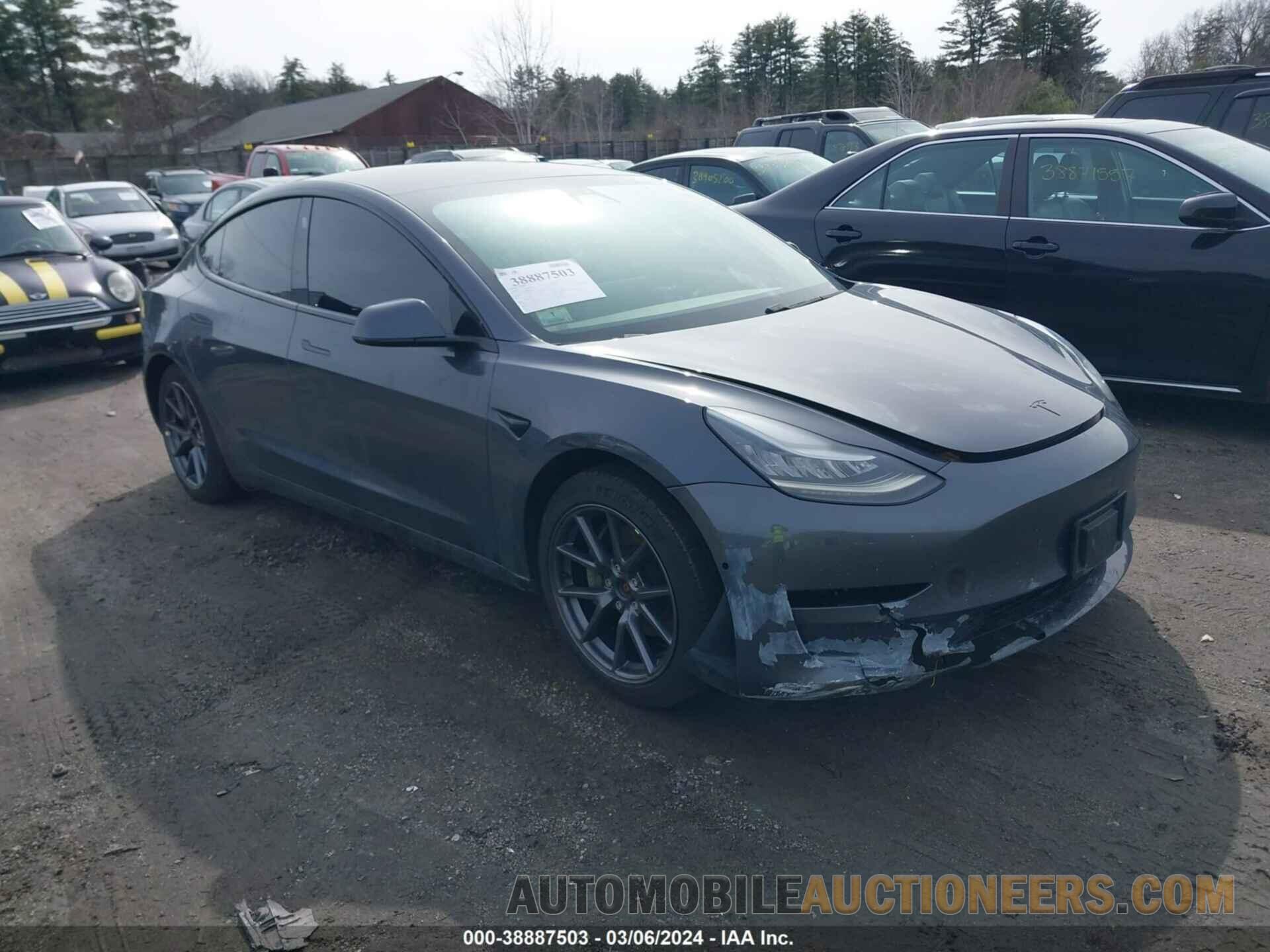 5YJ3E1EB0KF432638 TESLA MODEL 3 2019