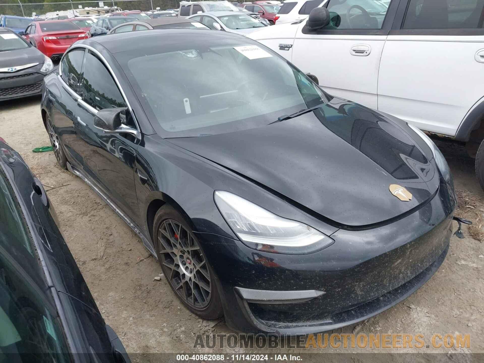 5YJ3E1EB0KF441260 TESLA MODEL 3 2019