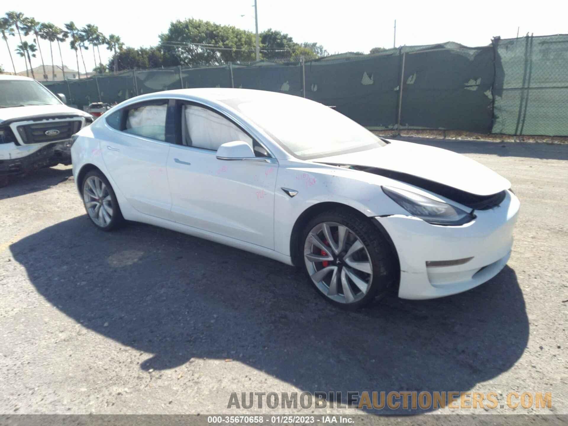 5YJ3E1EB0KF487090 TESLA MODEL 3 2019