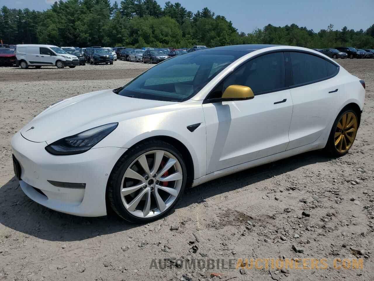 5YJ3E1EB0KF487588 TESLA MODEL 3 2019