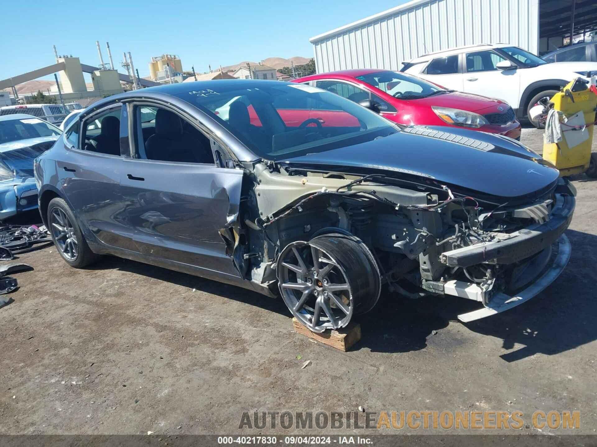 5YJ3E1EB0KF492919 TESLA MODEL 3 2019