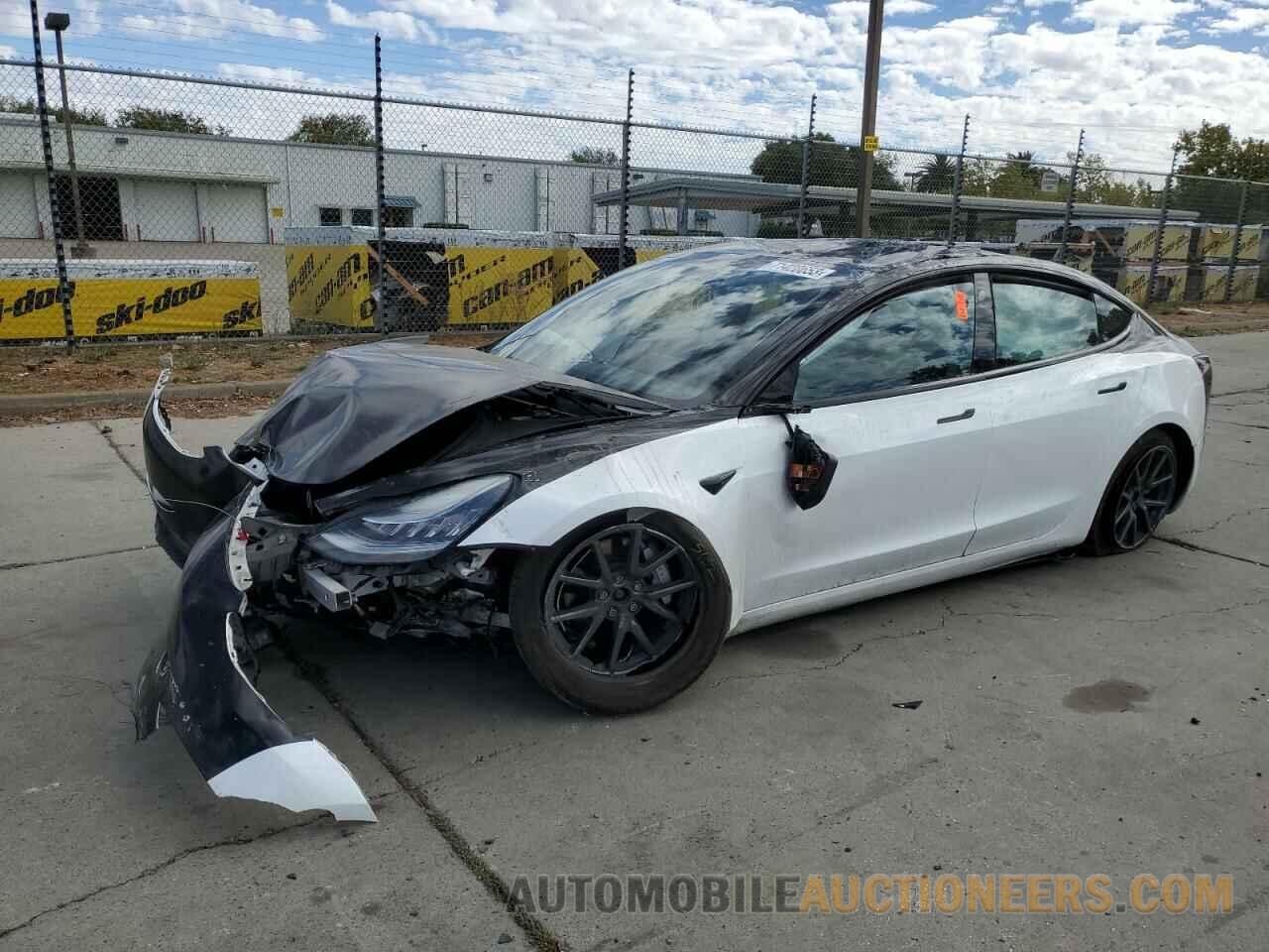 5YJ3E1EB0LF665856 TESLA MODEL 3 2020