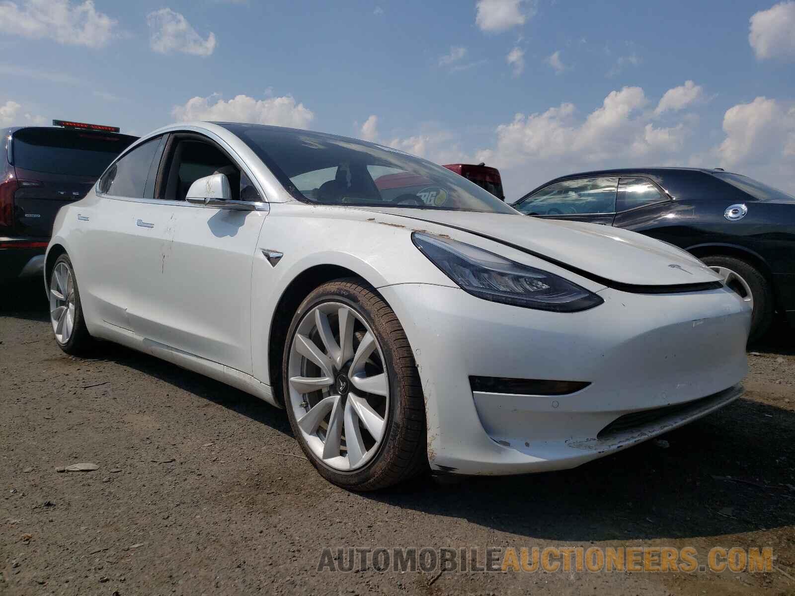 5YJ3E1EB0LF667364 TESLA MODEL 3 2020