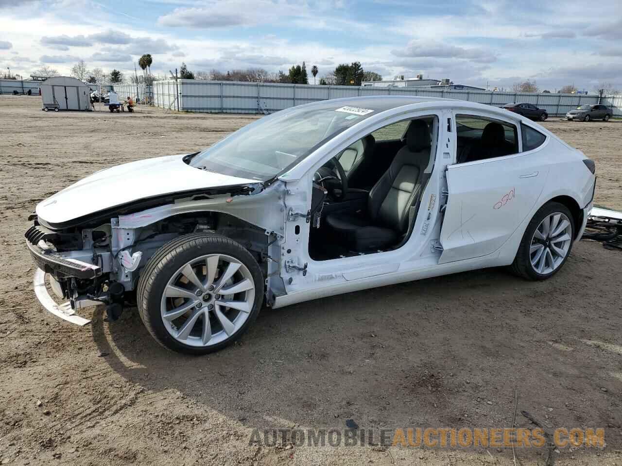 5YJ3E1EB0LF735761 TESLA MODEL 3 2020