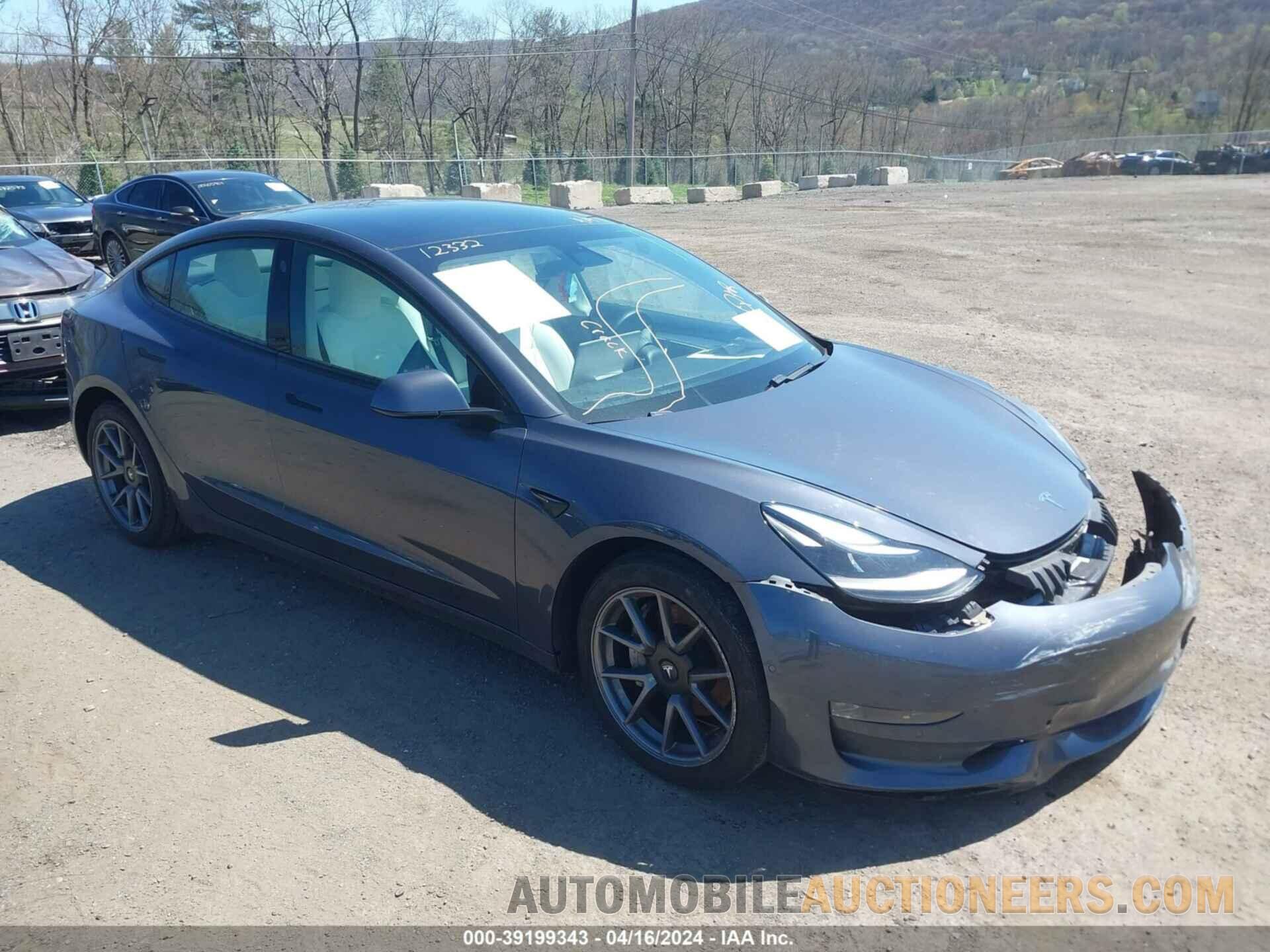 5YJ3E1EB0MF056736 TESLA MODEL 3 2021