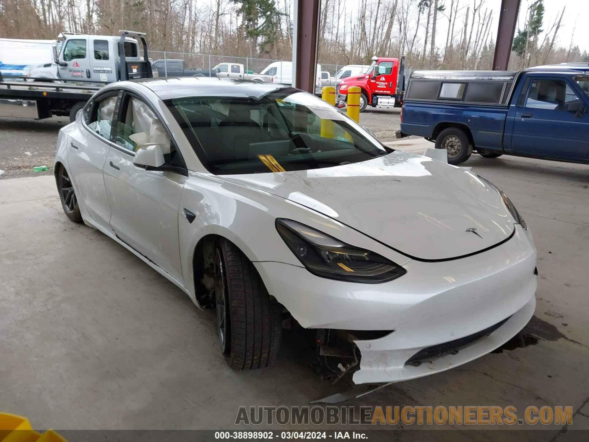 5YJ3E1EB0MF937145 TESLA MODEL 3 2021