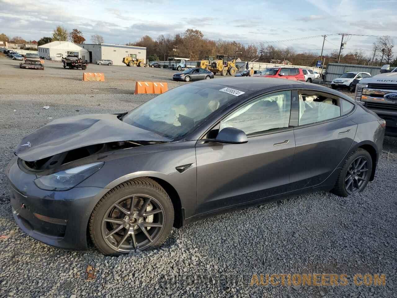 5YJ3E1EB0MF979640 TESLA MODEL 3 2021