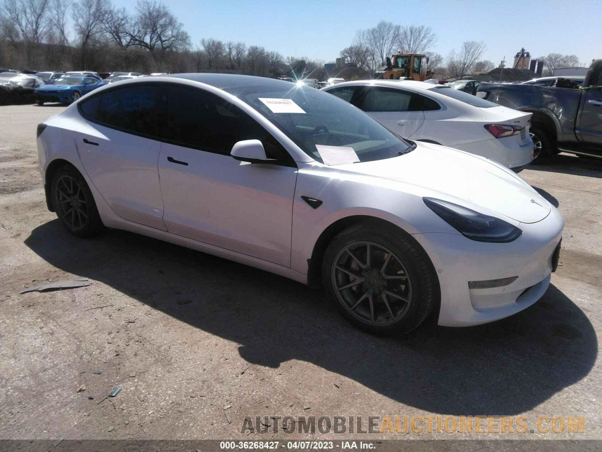 5YJ3E1EB0MF983431 TESLA MODEL 3 2021