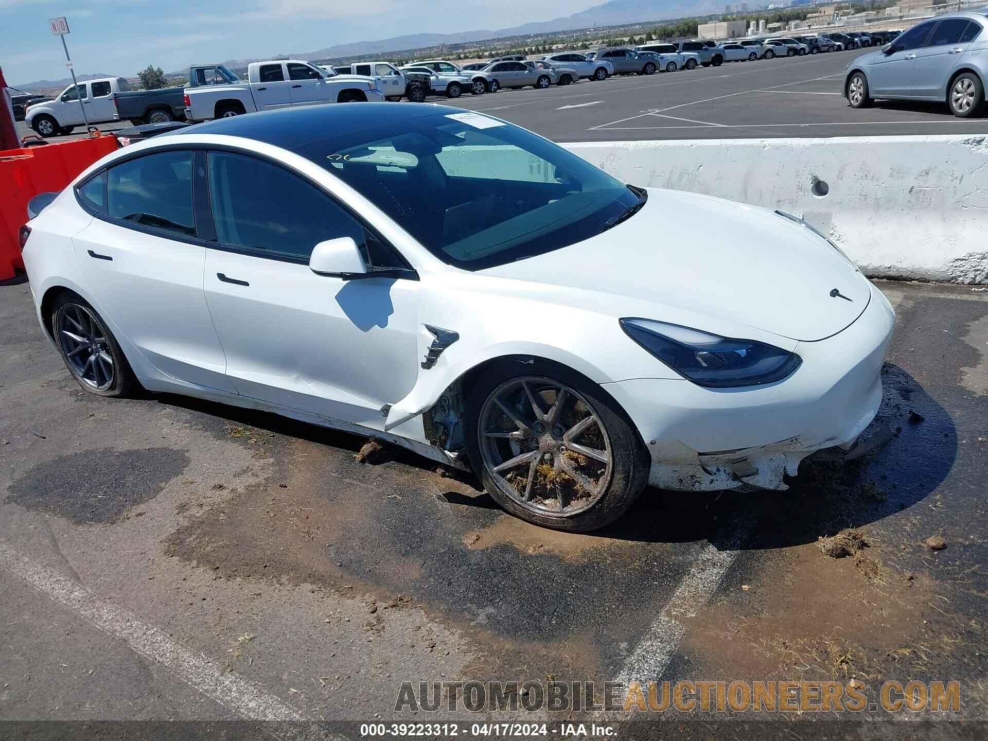 5YJ3E1EB0NF112496 TESLA MODEL 3 2022