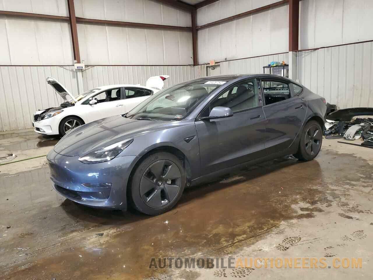 5YJ3E1EB0NF112997 TESLA MODEL 3 2022