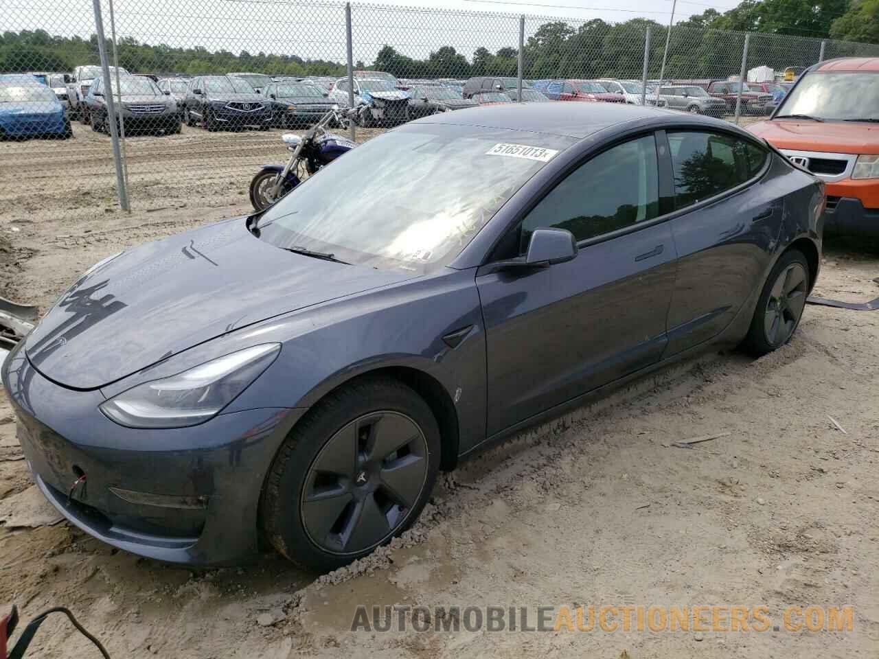 5YJ3E1EB0NF130061 TESLA MODEL 3 2022