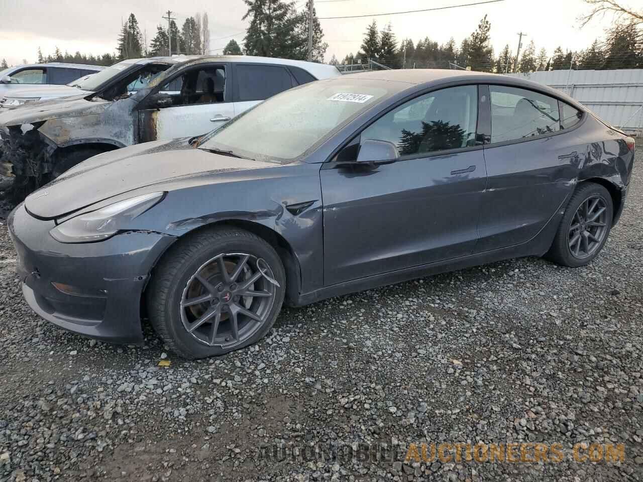 5YJ3E1EB0NF136300 TESLA MODEL 3 2022