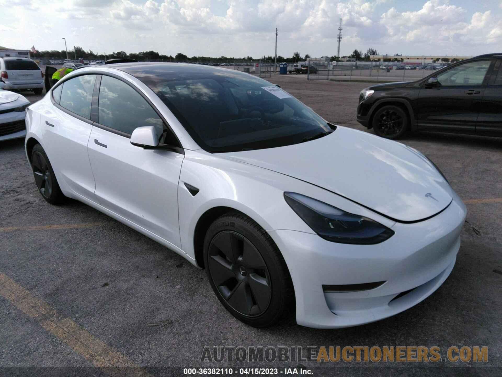 5YJ3E1EB0NF193077 TESLA MODEL 3 2022