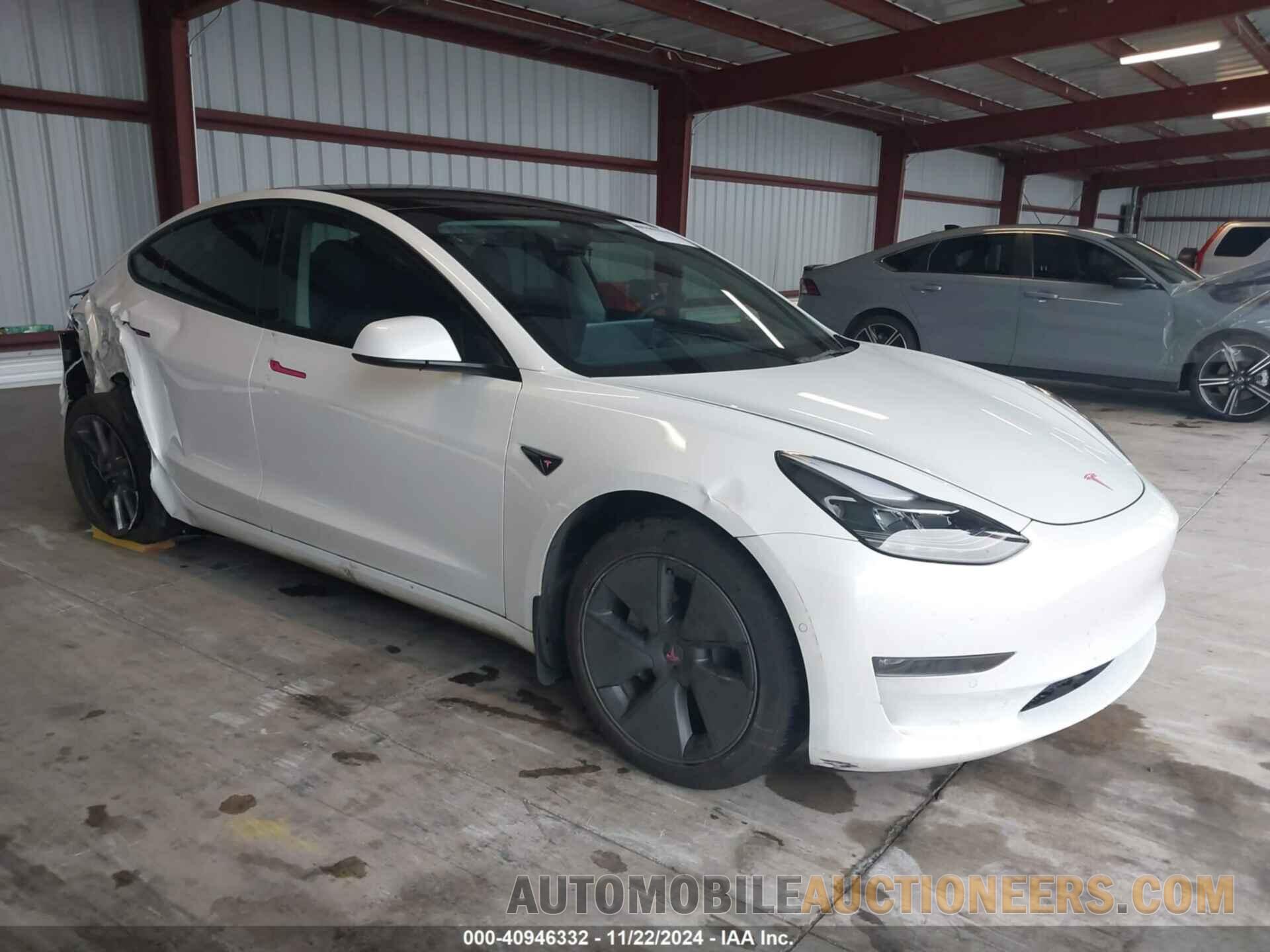 5YJ3E1EB0NF256081 TESLA MODEL 3 2022