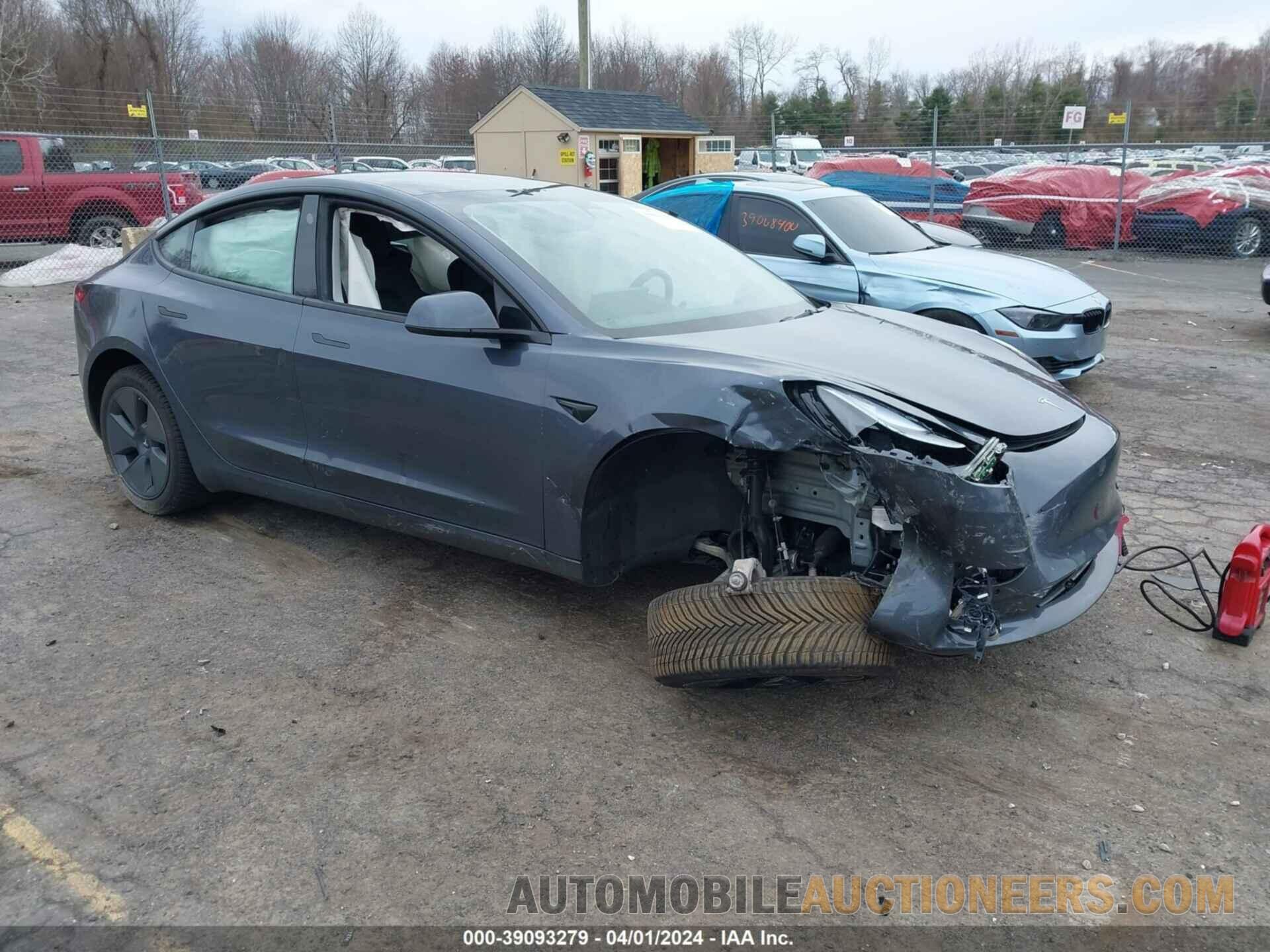 5YJ3E1EB0NF264651 TESLA MODEL 3 2022