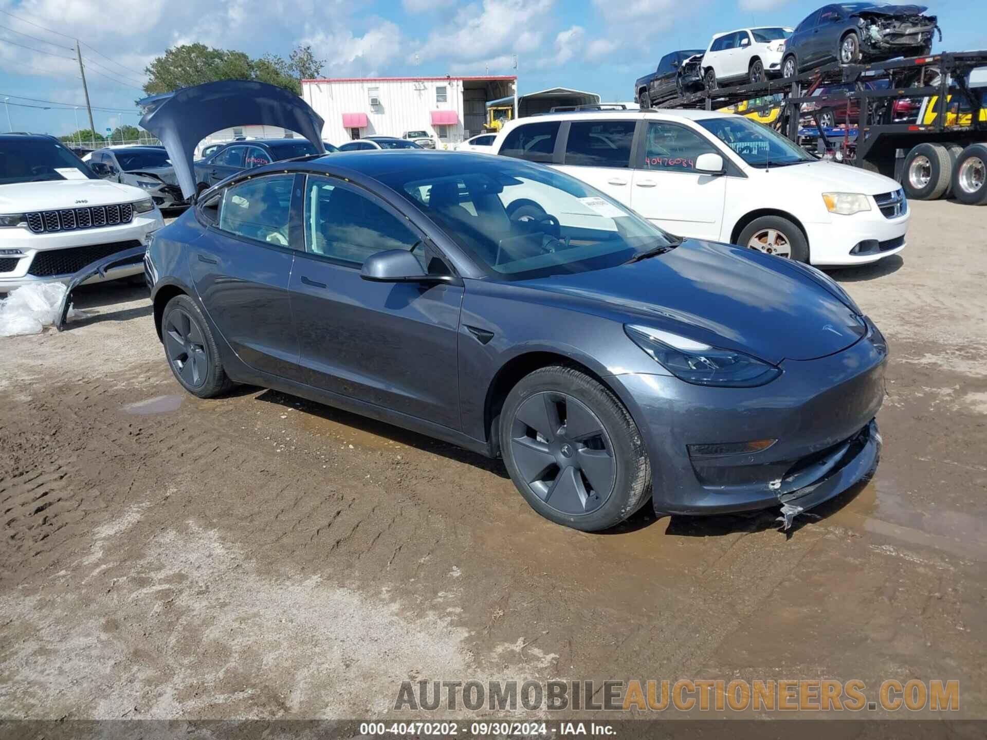 5YJ3E1EB0NF266982 TESLA MODEL 3 2022