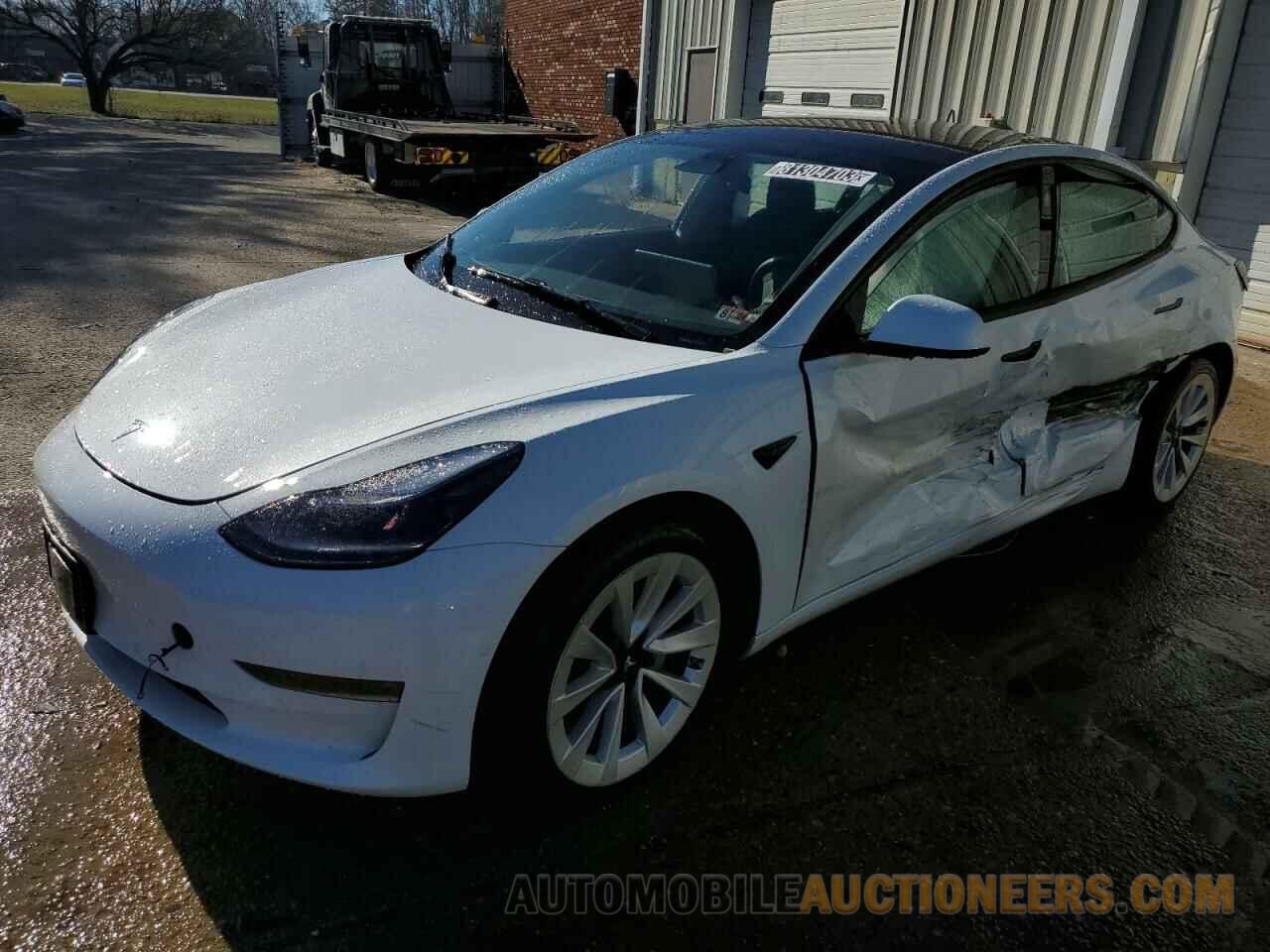 5YJ3E1EB0NF285810 TESLA MODEL 3 2022