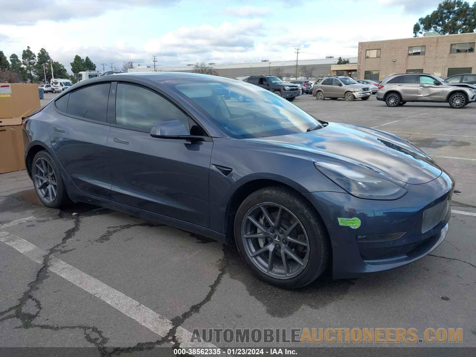 5YJ3E1EB0NF308678 TESLA MODEL 3 2022