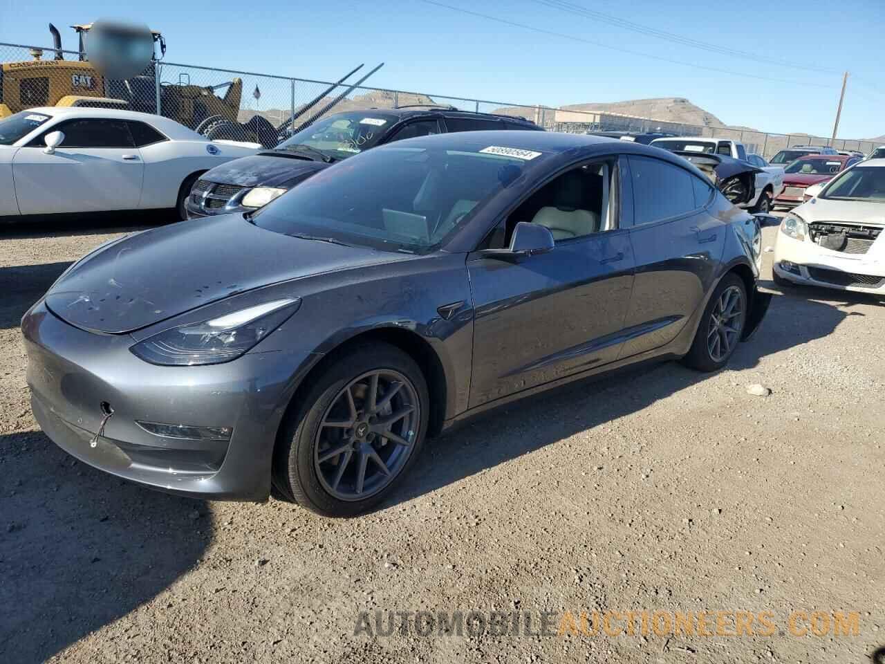 5YJ3E1EB0NF323987 TESLA MODEL 3 2022