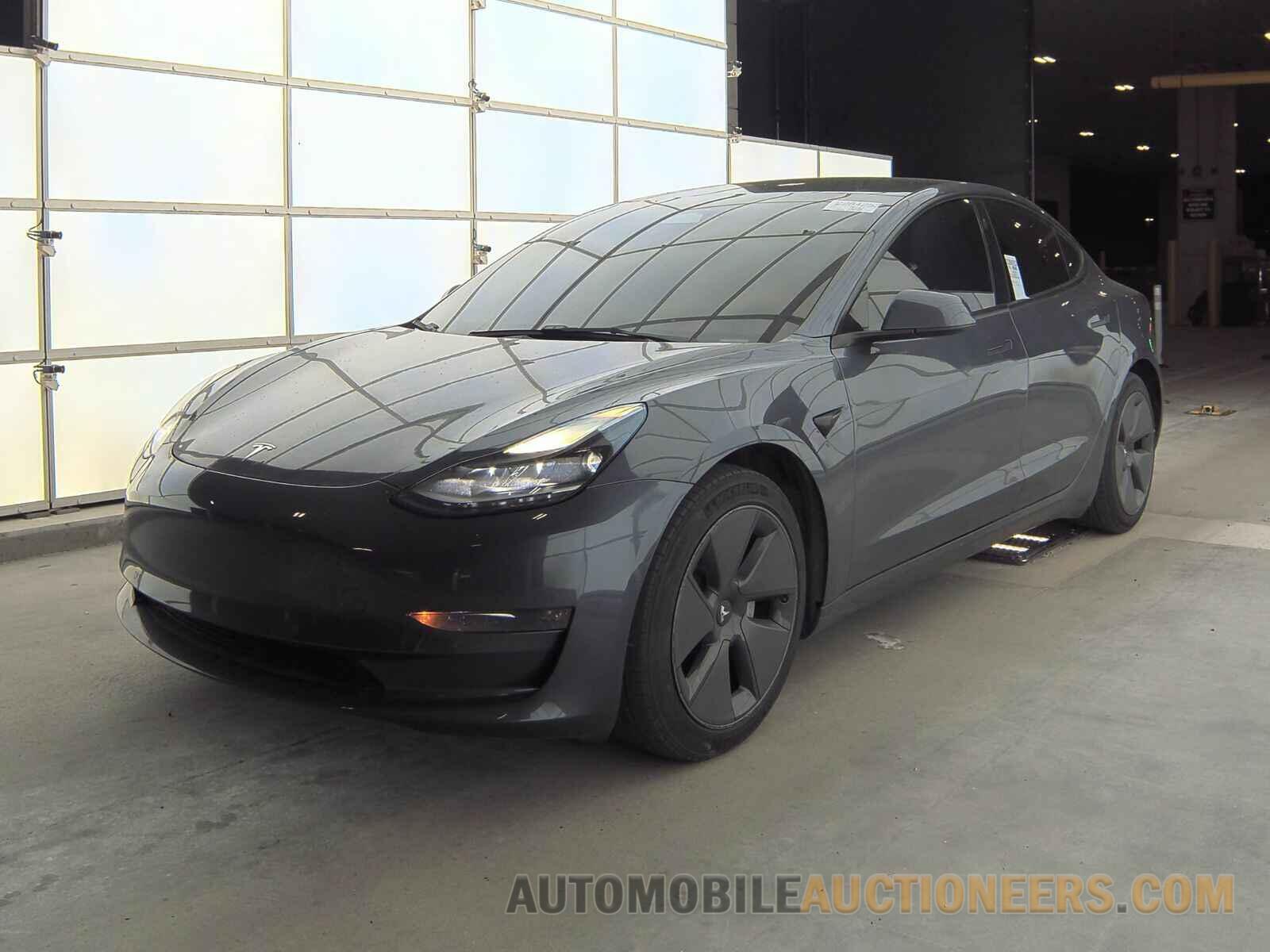 5YJ3E1EB0NF331023 Tesla Model 3 2022