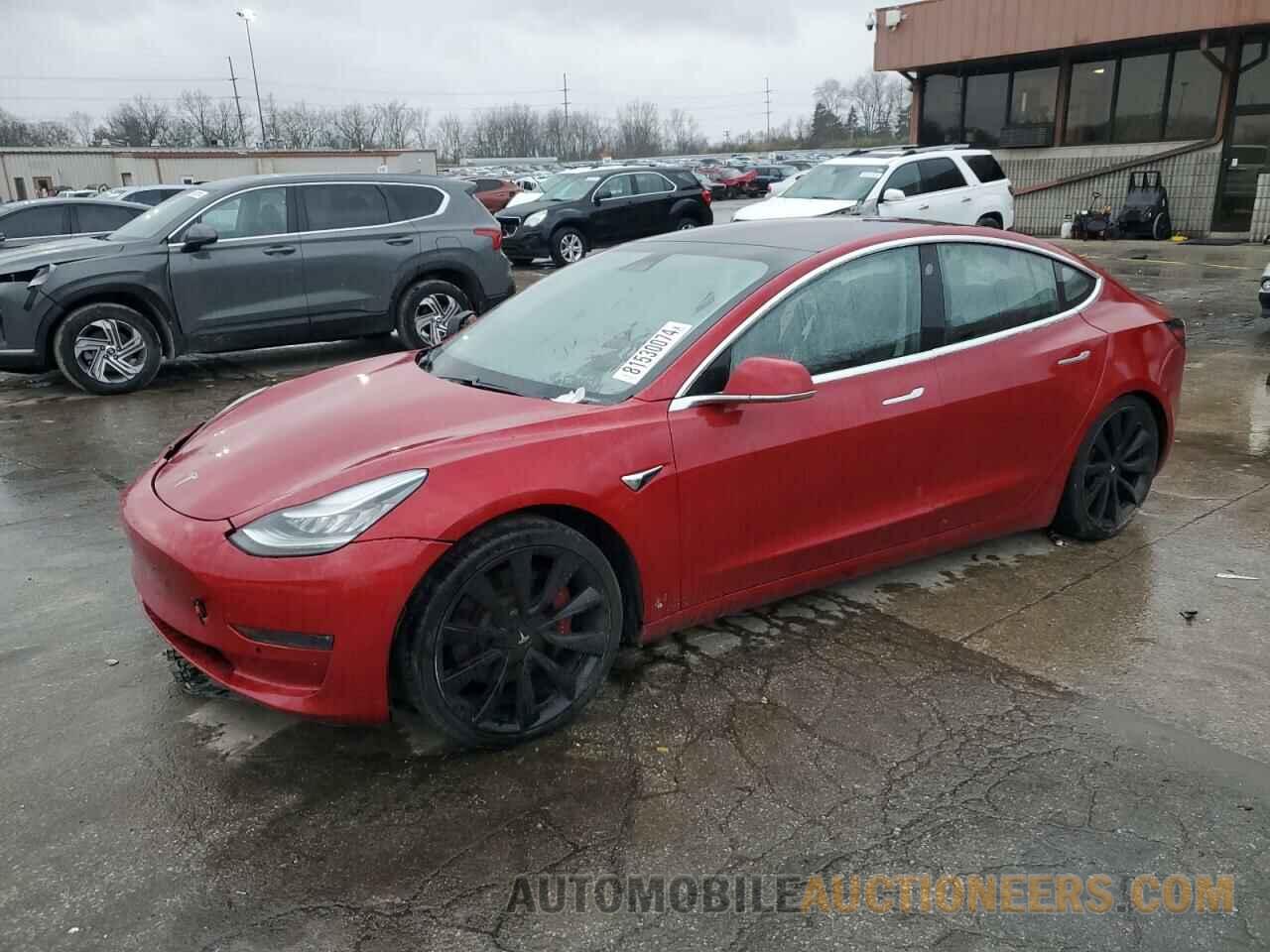 5YJ3E1EB1JF063268 TESLA MODEL 3 2018