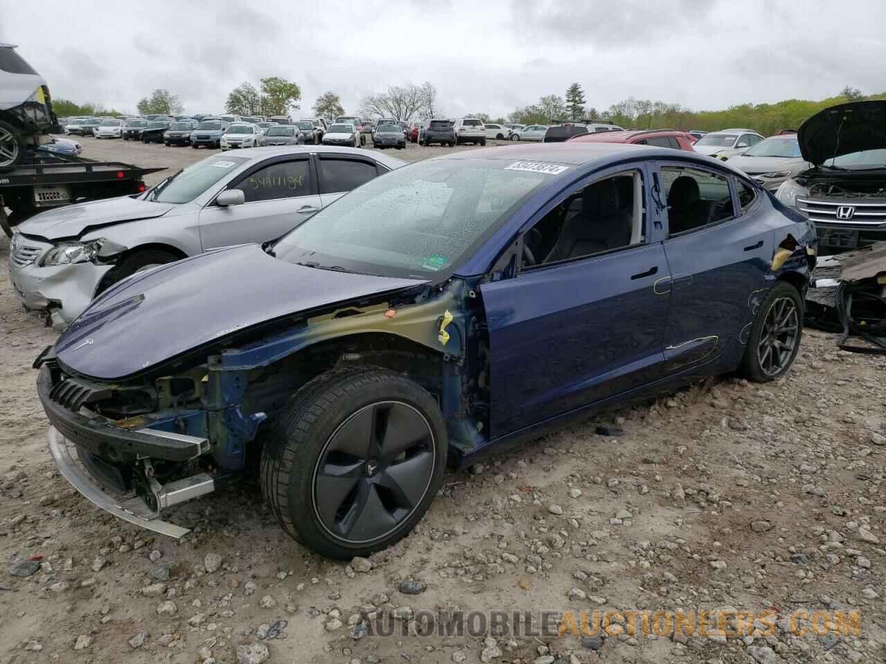 5YJ3E1EB1JF063612 TESLA MODEL 3 2018