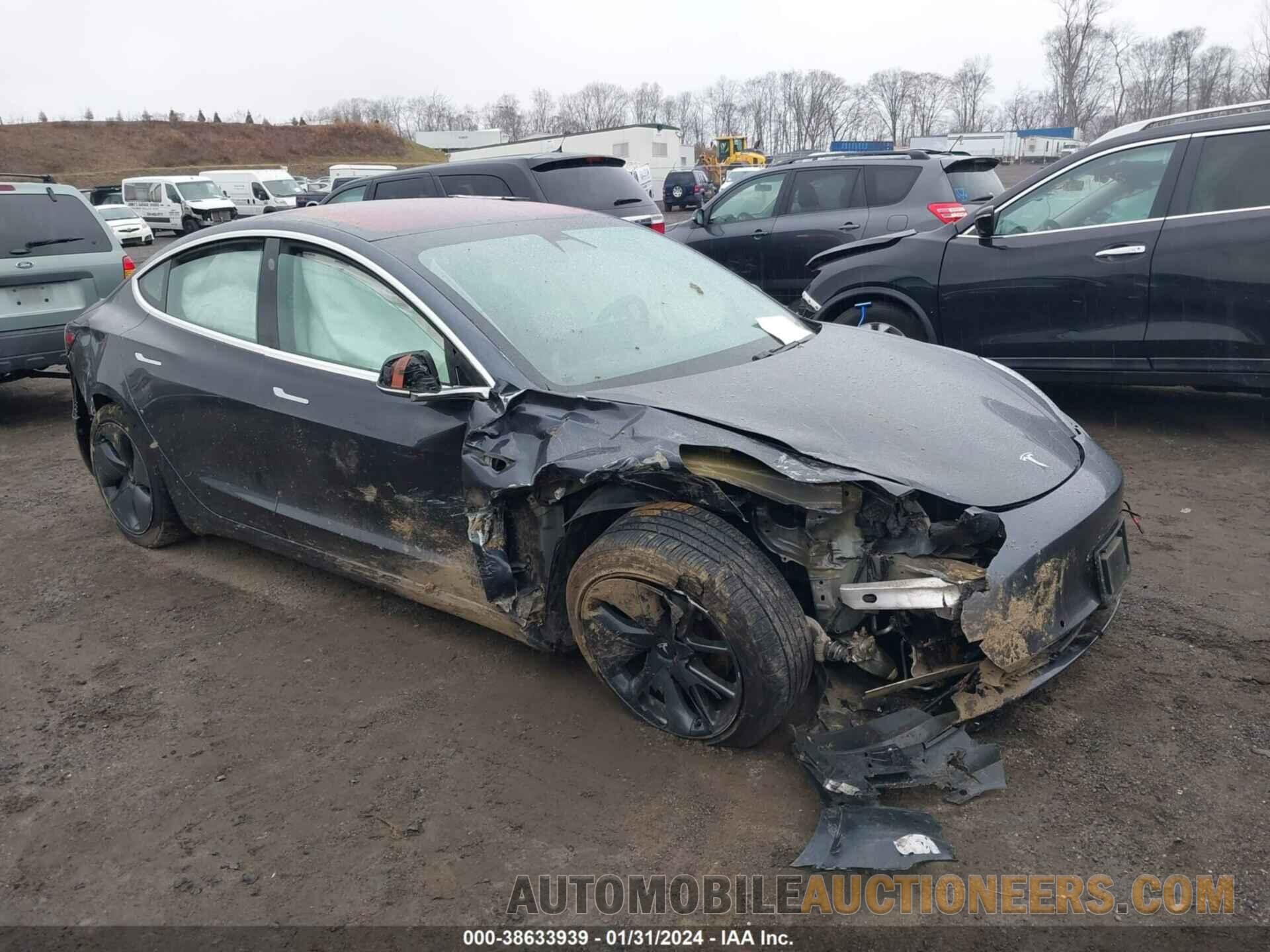 5YJ3E1EB1JF066302 TESLA MODEL 3 2018