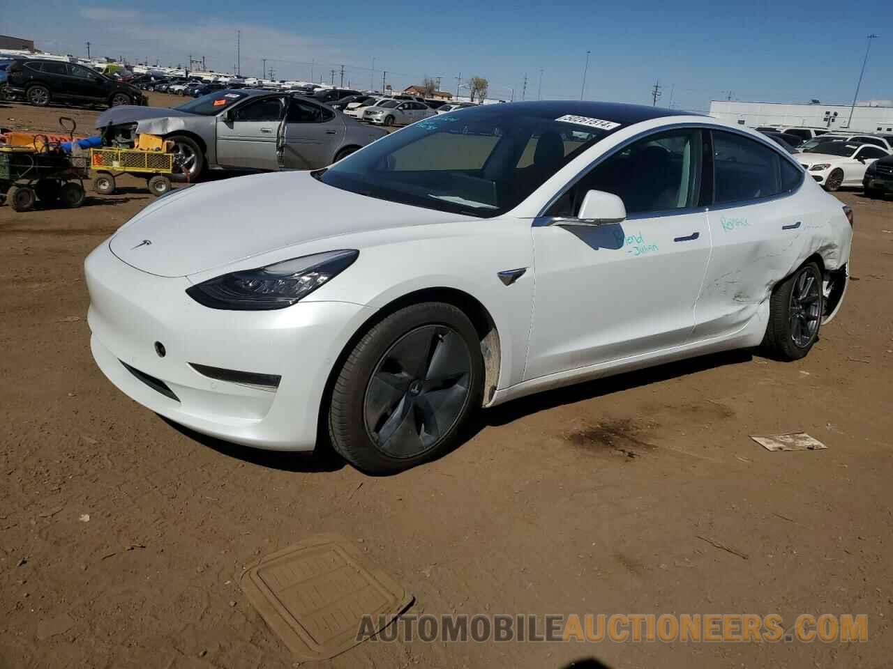 5YJ3E1EB1JF066784 TESLA MODEL 3 2018