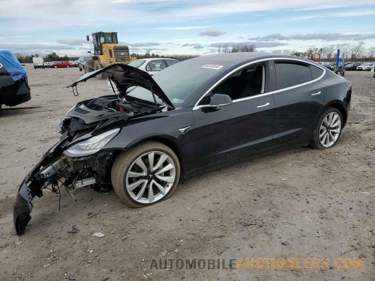 5YJ3E1EB1JF067336 TESLA MODEL 3 2018