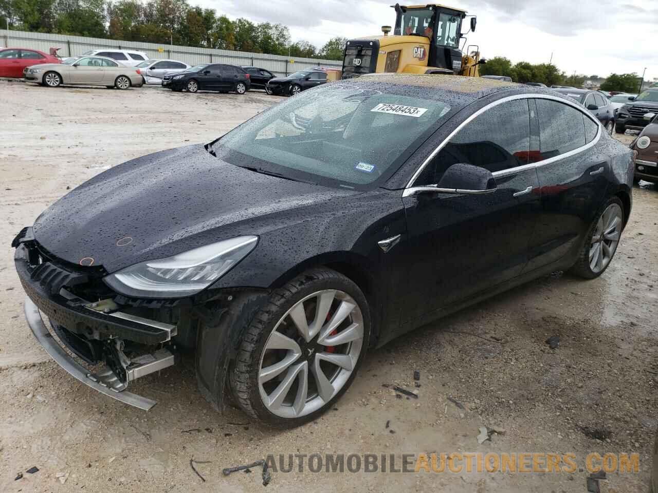 5YJ3E1EB1JF082581 TESLA MODEL 3 2018