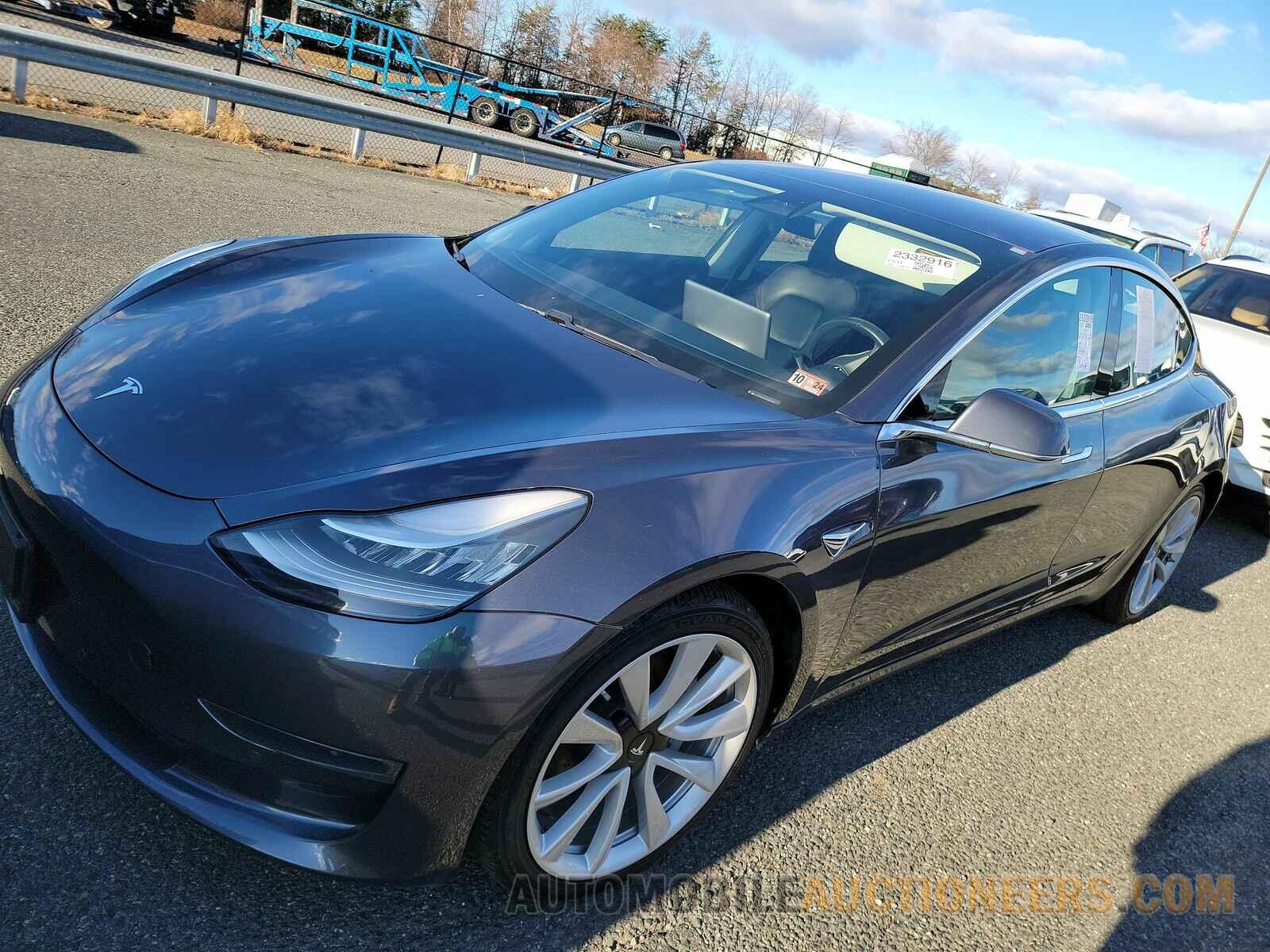 5YJ3E1EB1JF087229 Tesla Model 3 2018