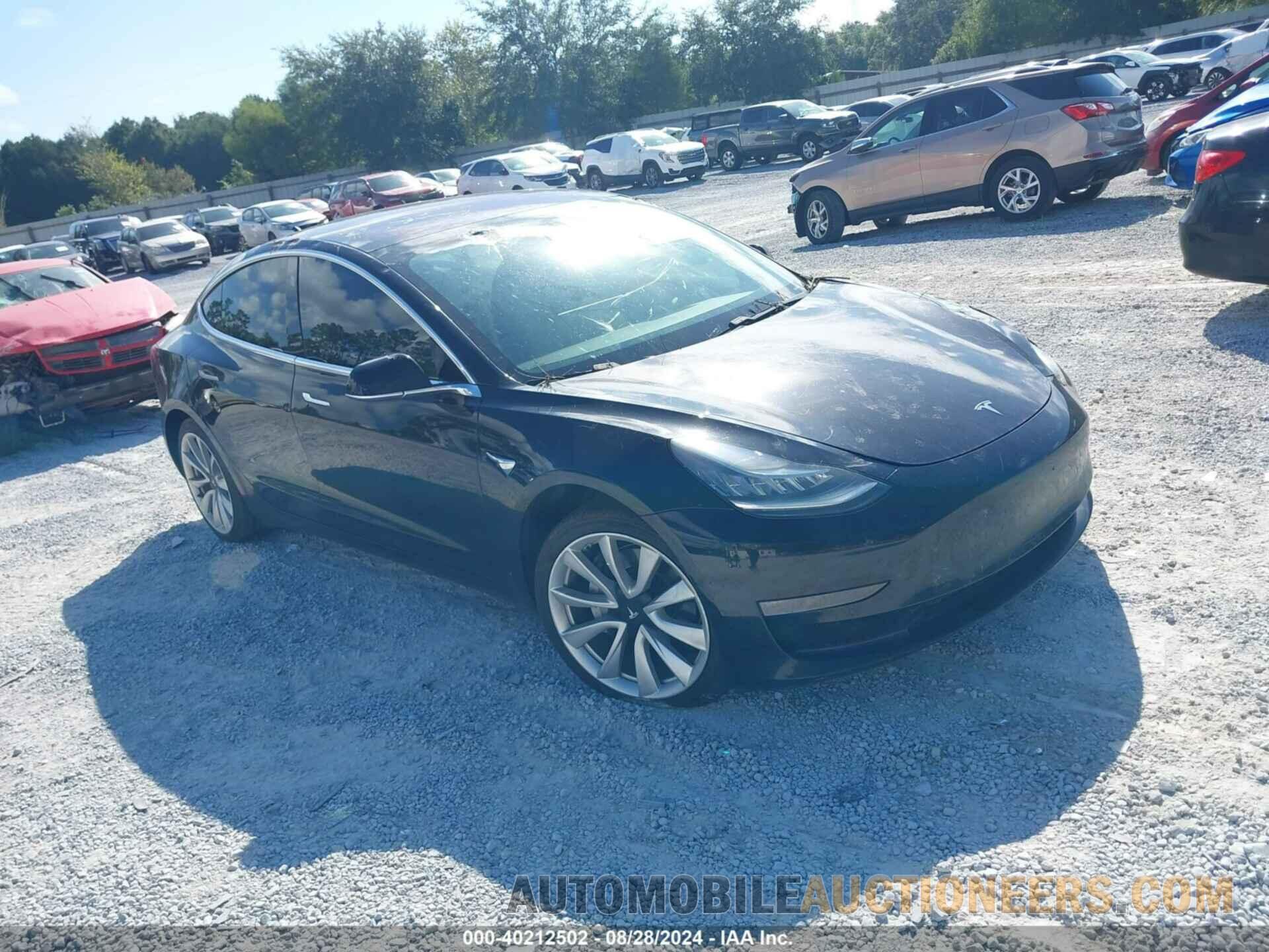 5YJ3E1EB1JF090387 TESLA MODEL 3 2018