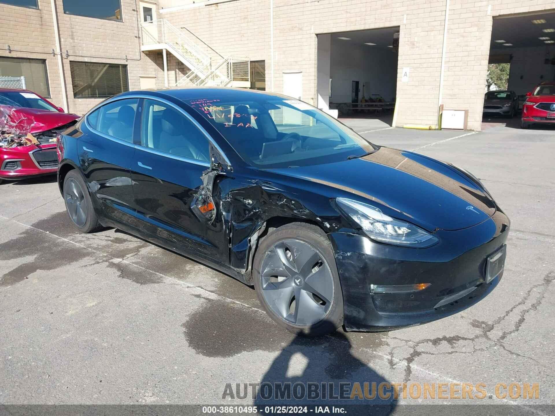 5YJ3E1EB1JF093001 TESLA MODEL 3 2018