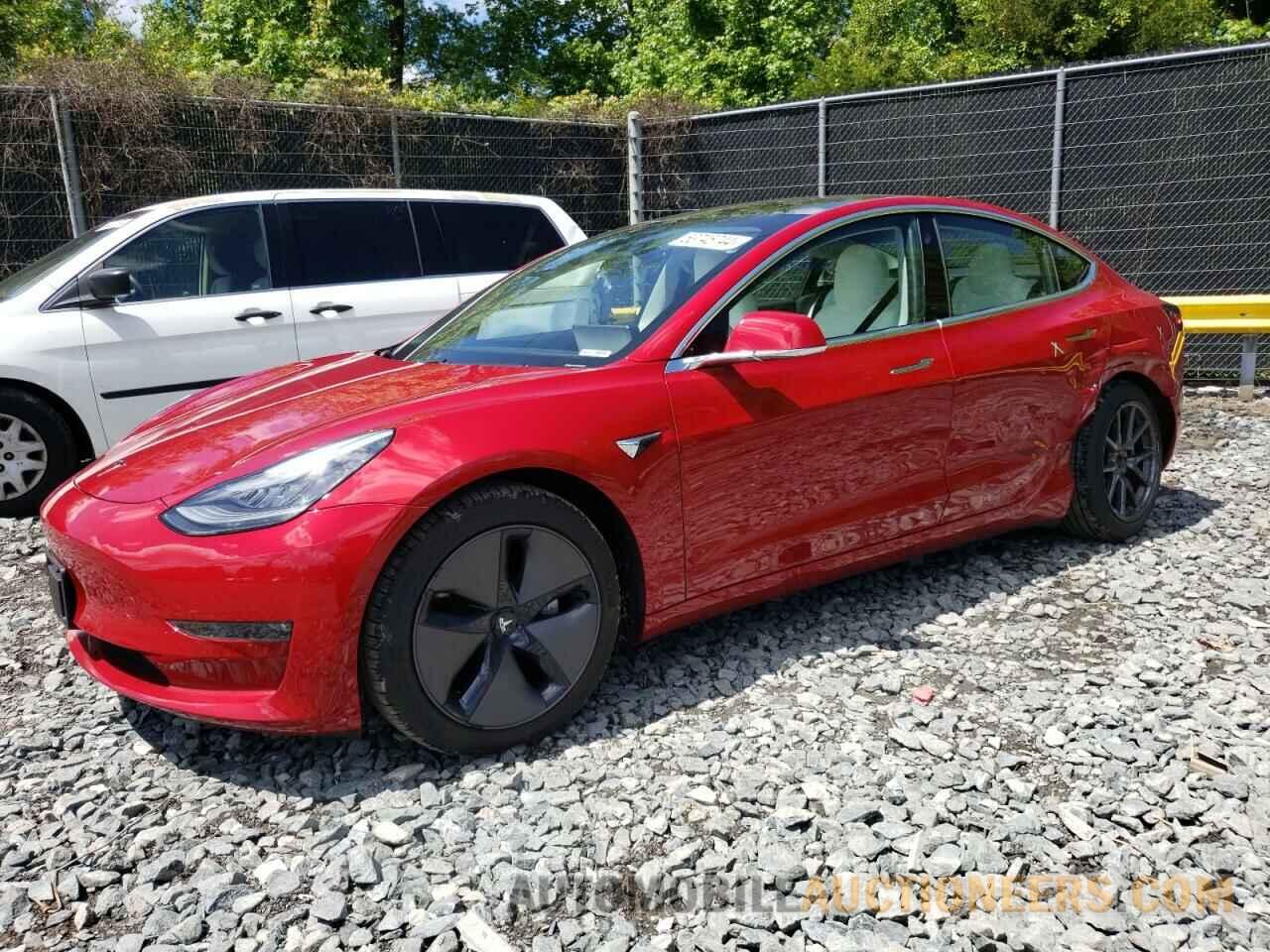 5YJ3E1EB1JF096352 TESLA MODEL 3 2018