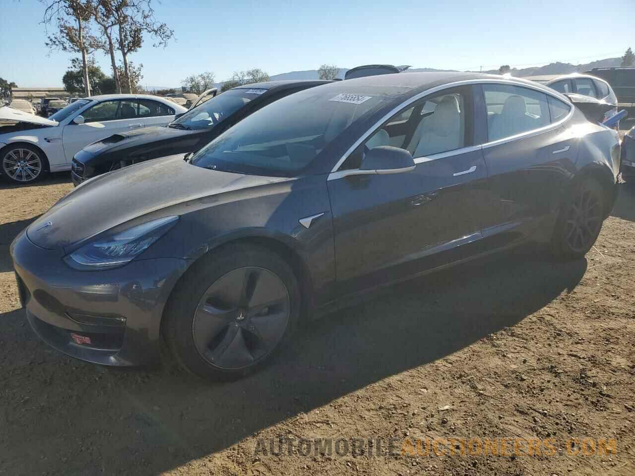 5YJ3E1EB1JF099400 TESLA MODEL 3 2018