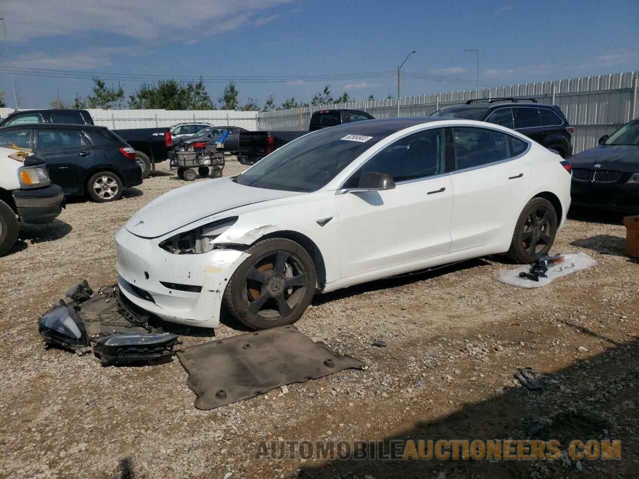 5YJ3E1EB1JF109908 TESLA MODEL 3 2018