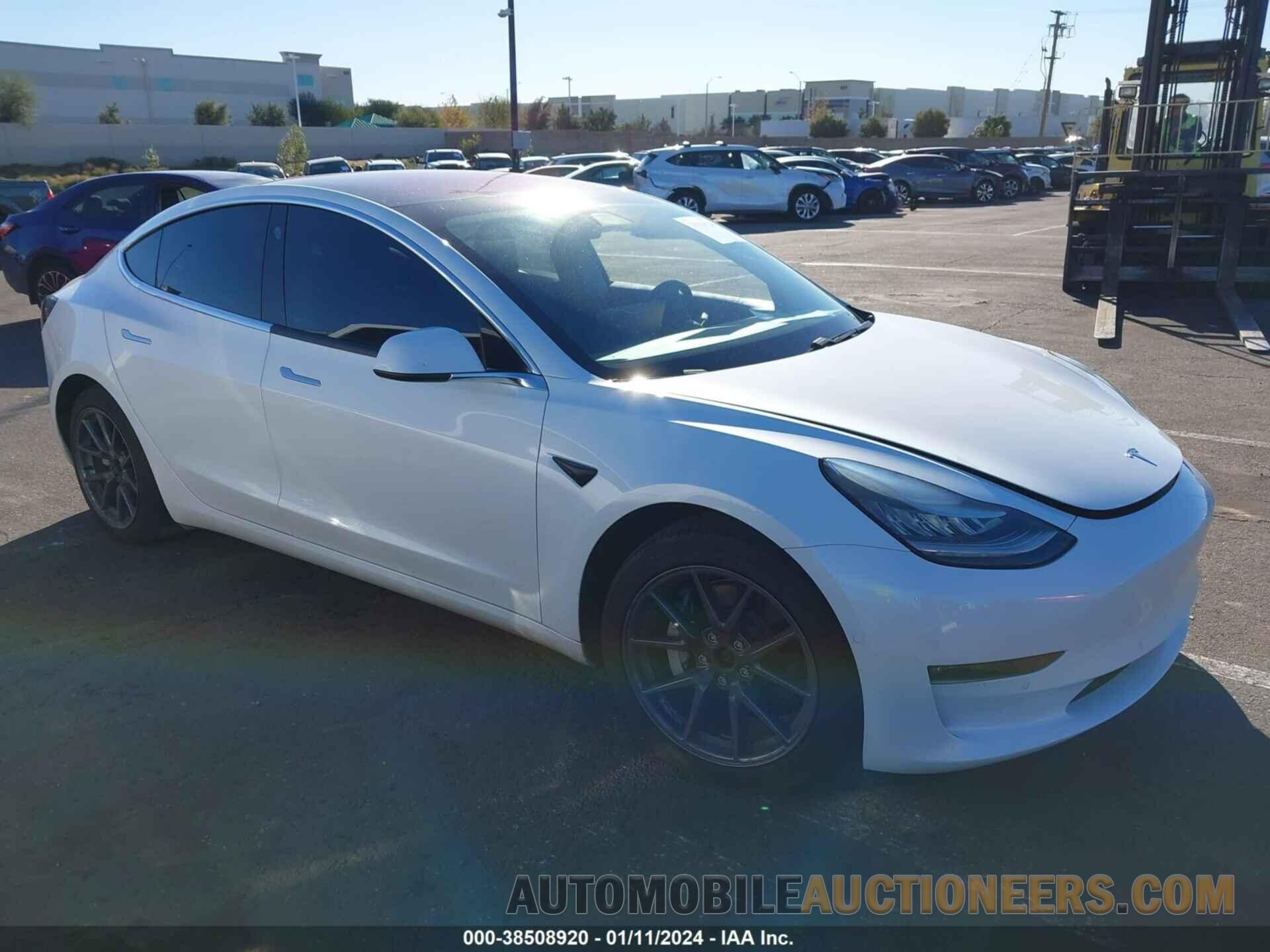 5YJ3E1EB1JF111626 TESLA MODEL 3 2018