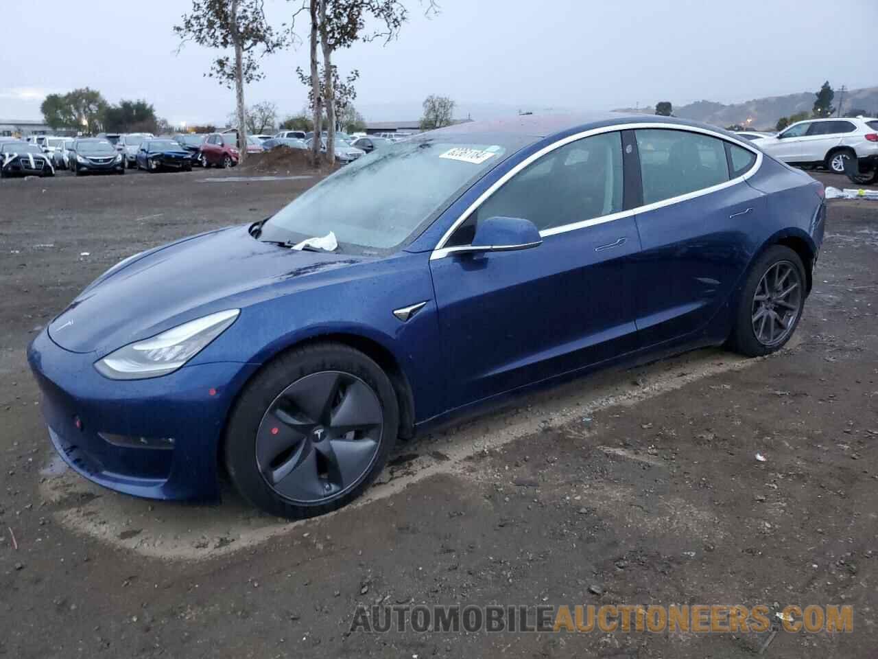 5YJ3E1EB1JF112582 TESLA MODEL 3 2018