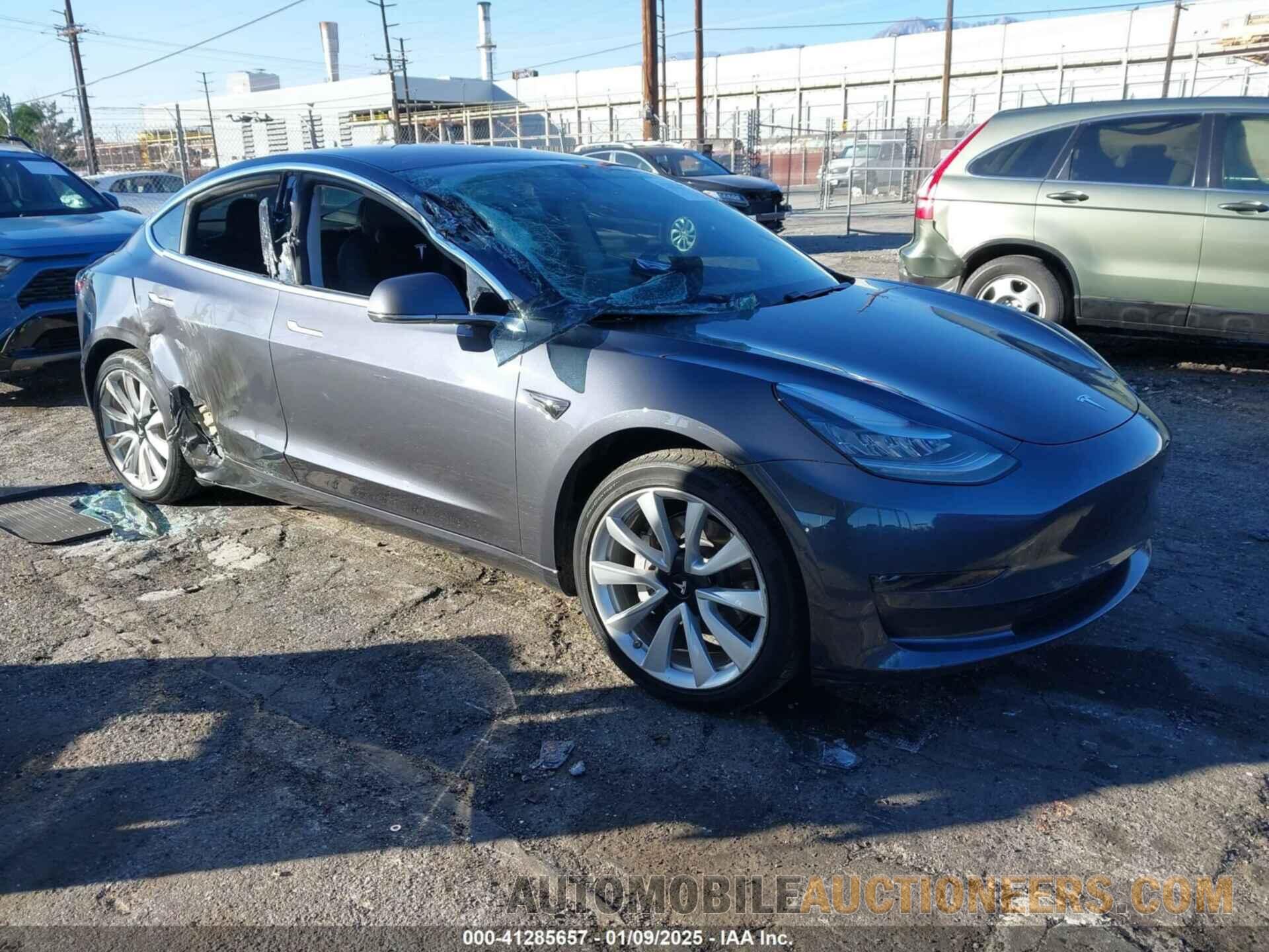 5YJ3E1EB1JF115756 TESLA MODEL 3 2018