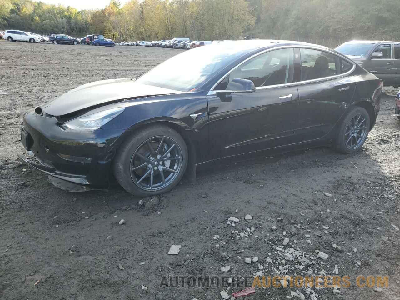 5YJ3E1EB1JF118768 TESLA MODEL 3 2018