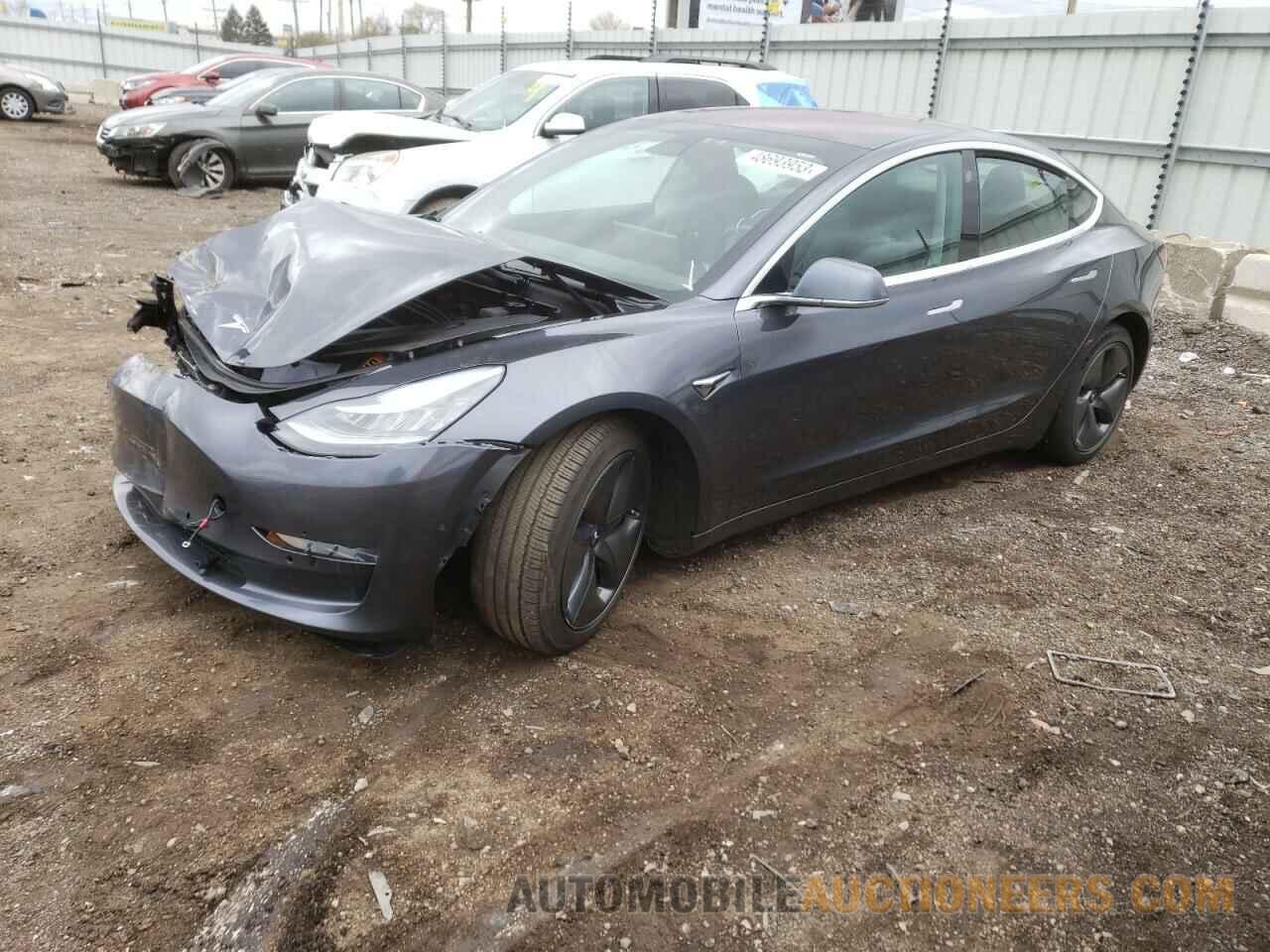 5YJ3E1EB1JF128653 TESLA MODEL 3 2018